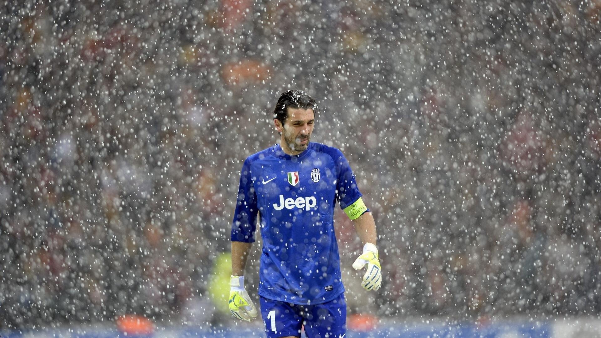 莱昂尼争夺战现戏剧性转折，帕尔马CEO证实球员心属利物浦，拒更高报价