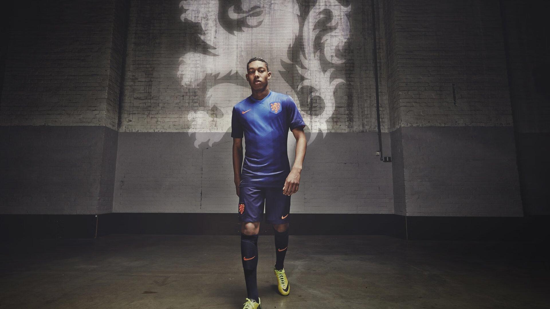 莱昂尼争夺战现戏剧性转折，帕尔马CEO证实球员心属利物浦，拒更高报价