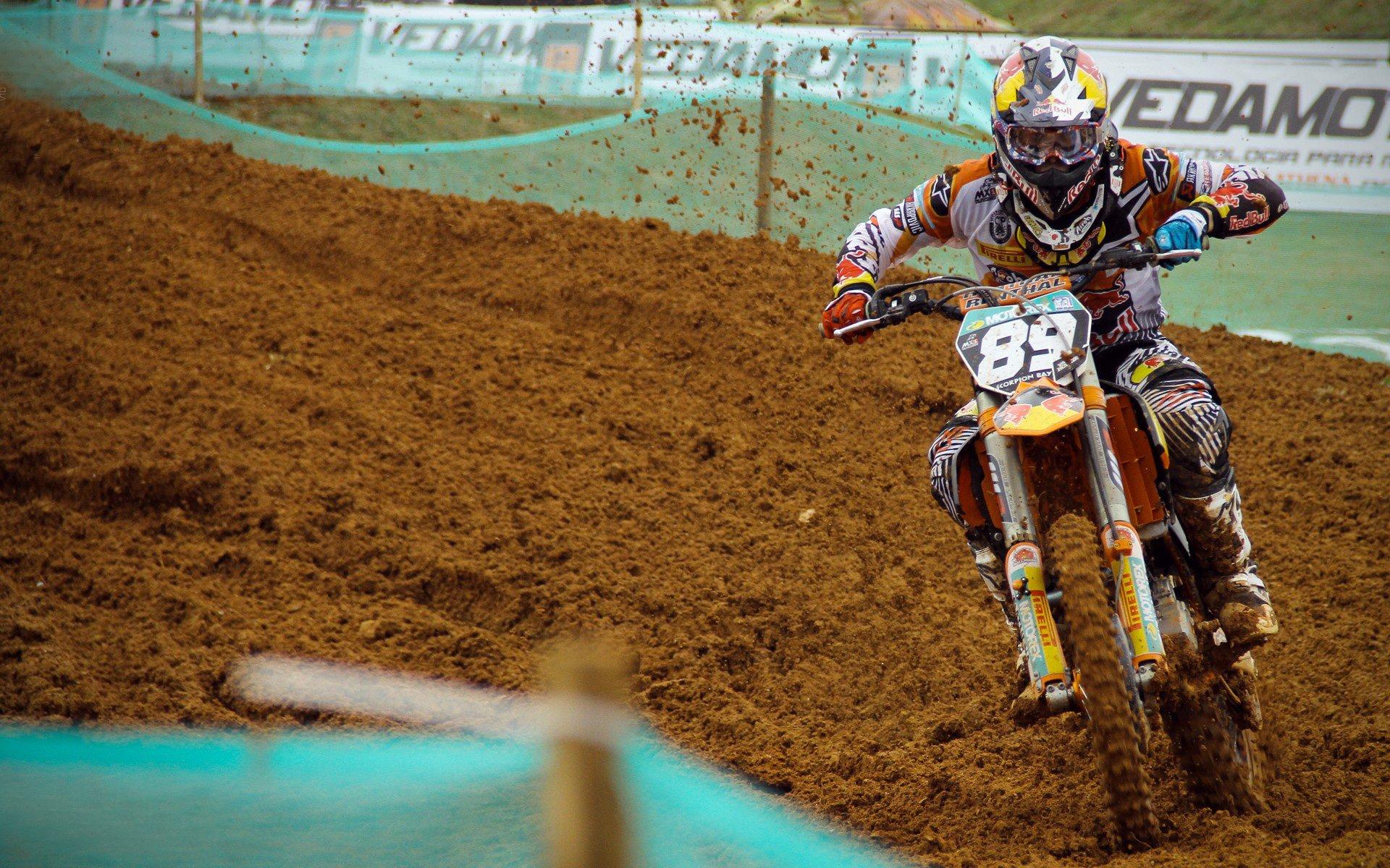 欧冠战报，英超强势五胜一平，西甲低迷仅马竞取三分