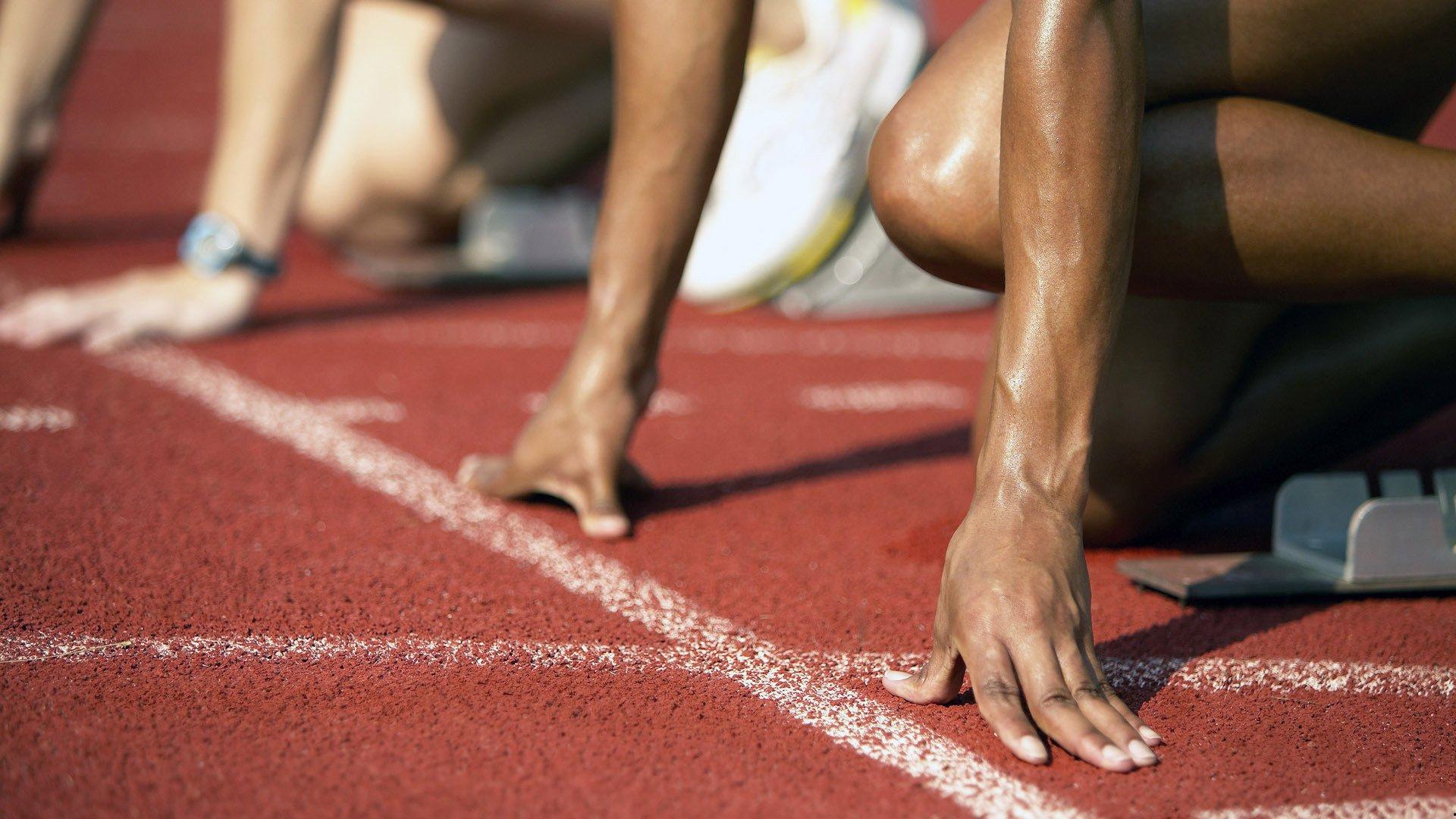 普利希奇右腿肌肉轻度损伤，医疗组评估期设定为十天，球员状态牵动赛季布局